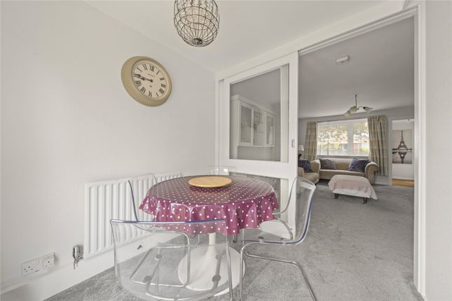 9 Mellish Court,, Ewell Road, Surbiton photo 4