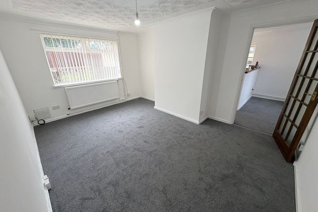 29 Brondeg Crescent, Swansea photo 3