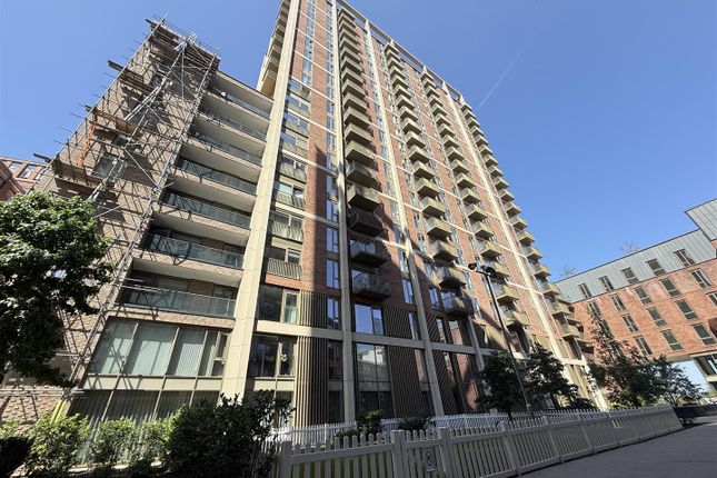 Apt 214, Local Crescent, 14 Hulme Street photo 2