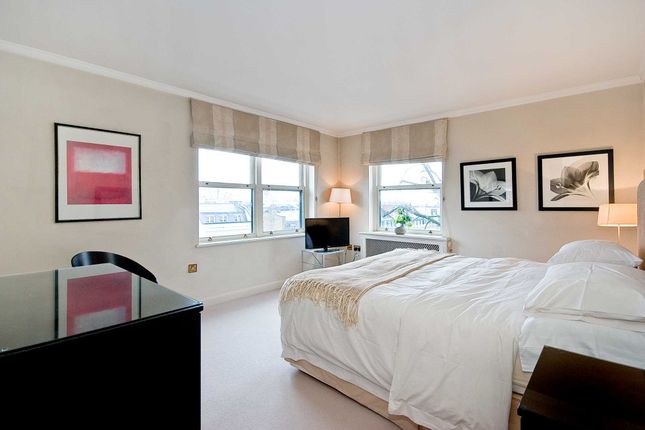Flat to rent in Kingston House South, Ennismore Gardens, Knightsbridge