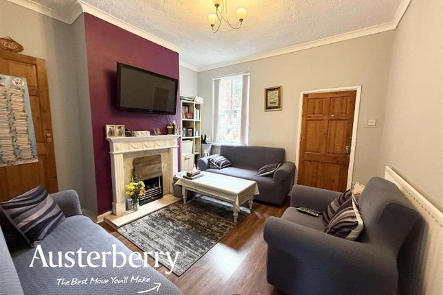 17, Cliveden Place, Stoke-On-Trent photo 3