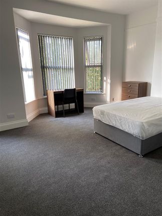 Shared accommodation for sale in Beresford Avenue, Beverley Road, Hull