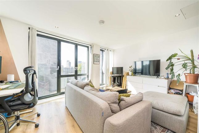 Flat 506, Friesian House, 160, Buckhurst Street, London photo 3