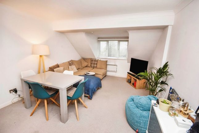 Flat for sale in Chelmsford Road, Dunmow