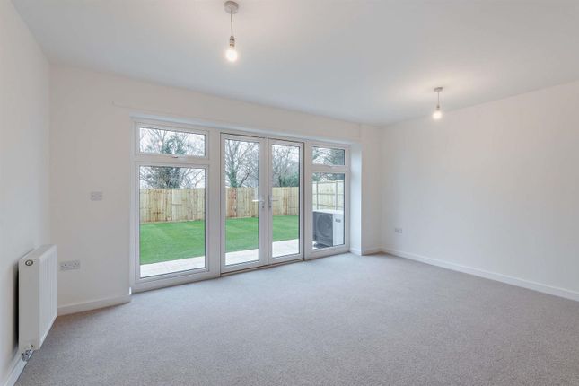 2, Mason Close, St Leonards On Sea photo 2