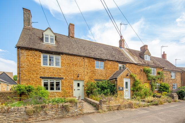 2-bed house on 15, Duns Tew, Bicester, £315,000