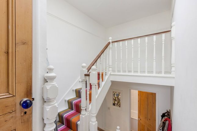 59c, Dukes Avenue, London photo 4