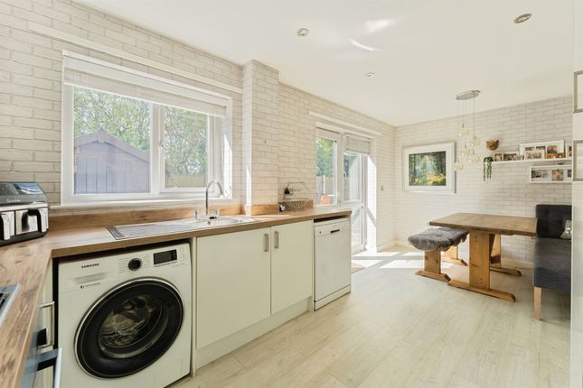 10, Rivacre View, Ellesmere Port photo 4