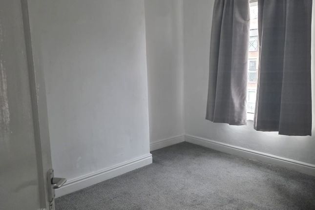 192, Swan Lane, Coventry photo 5