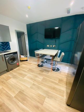 Room 2, 141 Balby Road, Doncaster photo 5