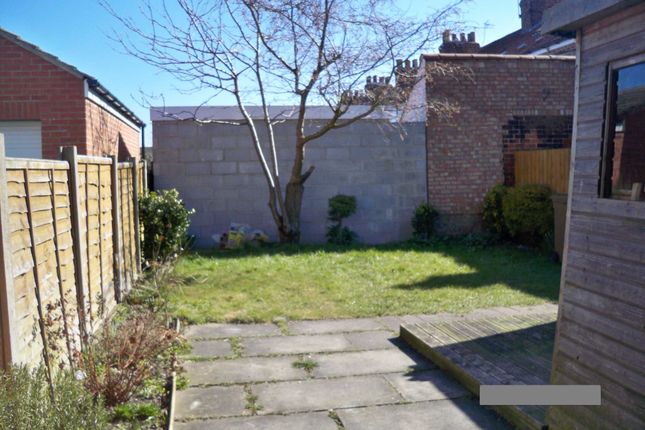 Cherry Tree Lane Beverley Hu17 2 Bedroom End Terrace House To