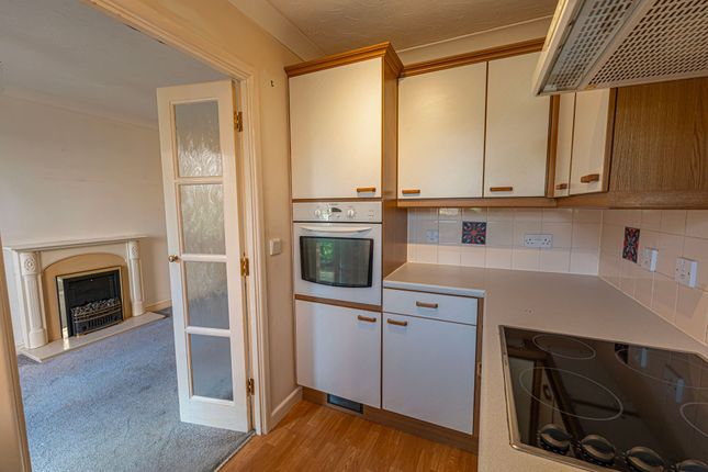 Flat 9, Monmouth Court Bassaleg Road, Newport photo 4