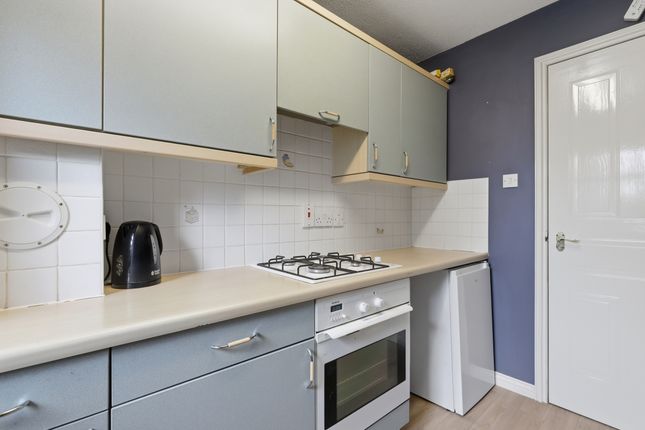 10 Brown Court, Grangemouth photo 4