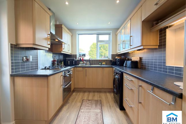 29, Ryegate Crescent, Leicester photo 4