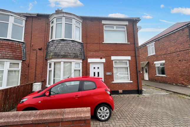 Flat to rent in Newsham Road, Blyth