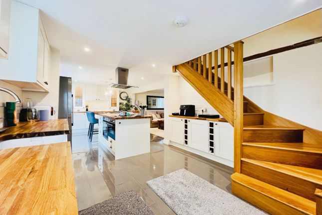 1, Grove Cottage, Tenterden photo 2