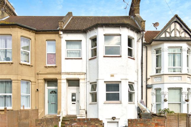 Thumbnail Flat for sale in Southchurch Road, Southend On Sea