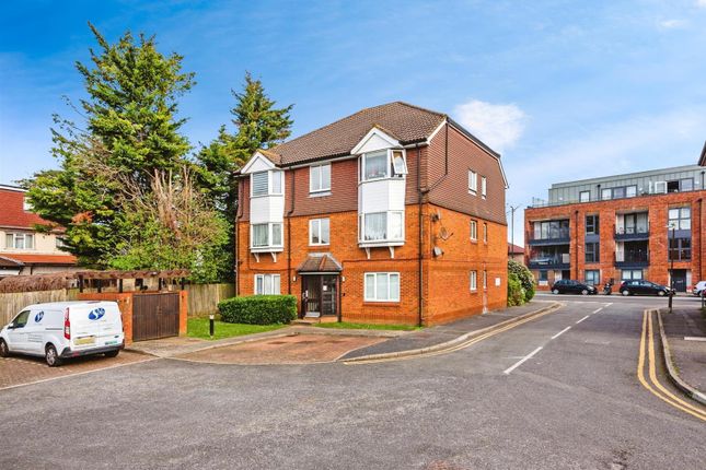 Flat for sale in Church Road, Mitcham