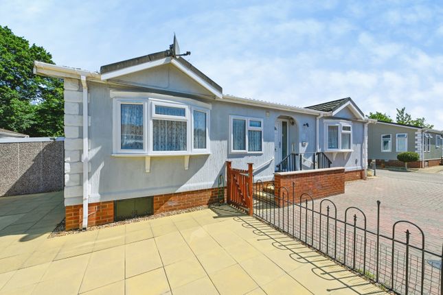 2-bed caravan on 62, Hardwick Road, King's Lynn, £130,000