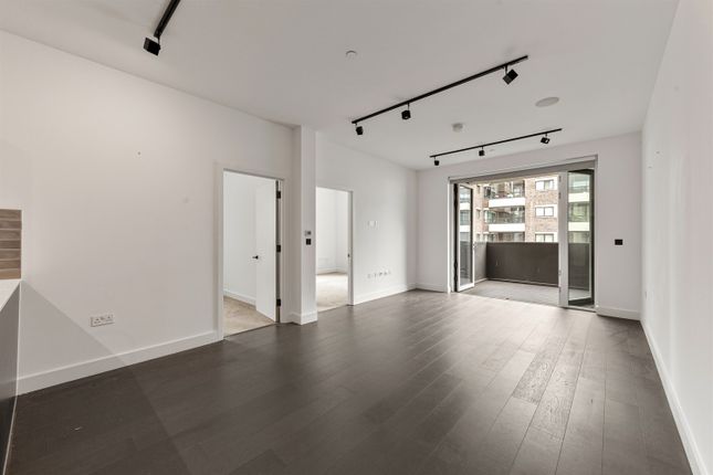 Apartment 58, The Tannery, London photo 2