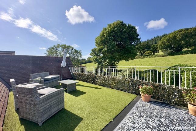 Flat 4, Seaton Burn,, Boughmore Road, Devon photo 2