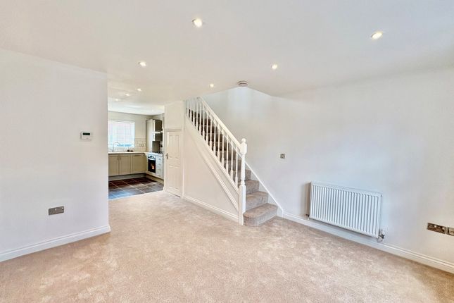 94b, High Street, Brierley Hill photo 3