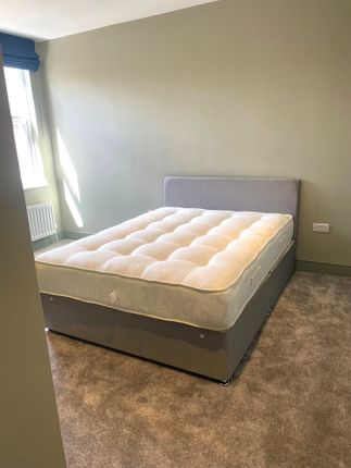 Apt 2, 93, Roman Raod, Middlesbrough photo 5