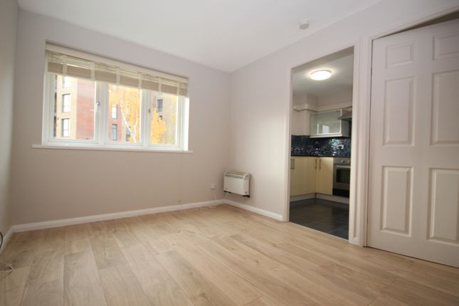 47 Brindley Close, Wembley photo 2