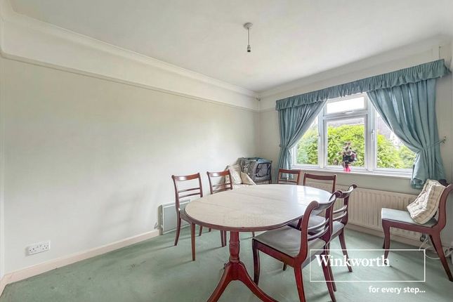 27, Sherborne Drive, Dorset photo 4