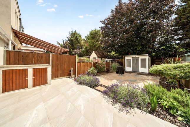 26, Southdown Road, London photo 4