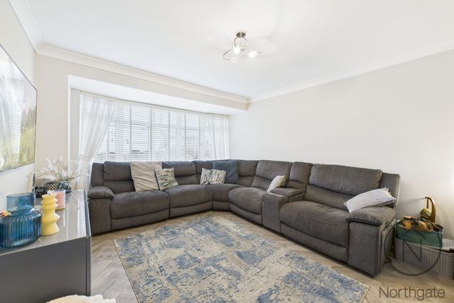4 Rydal Grove, Bishop Auckland photo 3