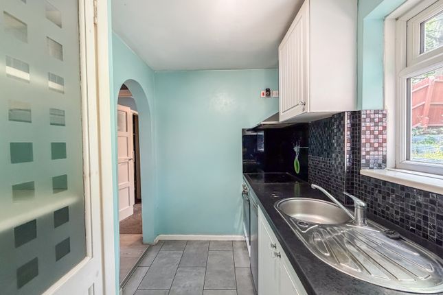 39, Fritham Road, Southampton photo 4