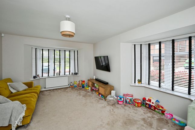 44, Whippet Way, Chesterfield photo 4