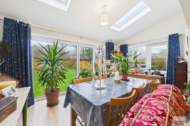 15 St. Leodegars Way, Chichester photo 2