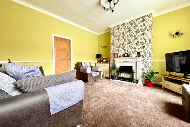 49 Parkfield Road, Bolton photo 2