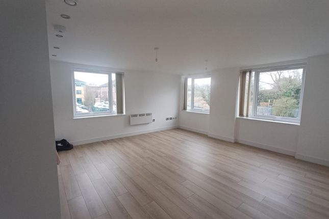Thumbnail Flat to rent in Carrs Road, Cheadle