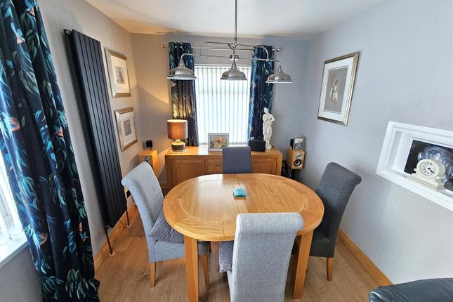6, Parsons Green, Callington photo 3