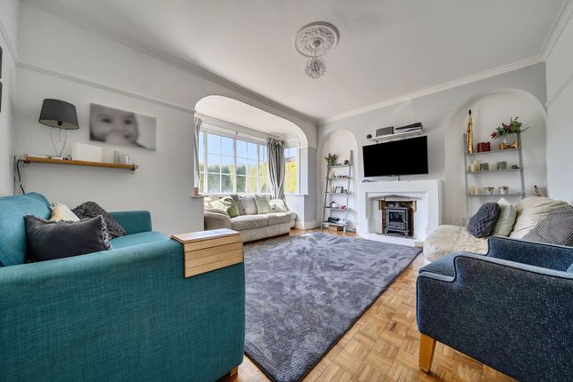 24 Tennyson Road, Bognor Regis photo 2