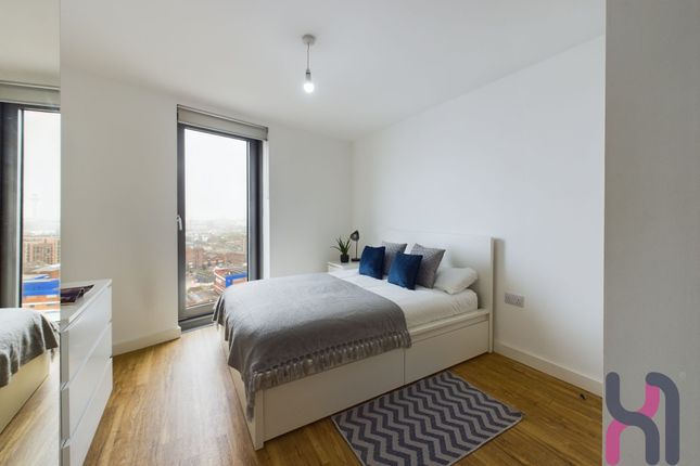 608 The Tower, 19 Plaza Boulevard, Liverpool photo 3
