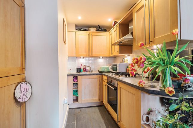 Flat for sale in Bartholomews Square, Horfield, Bristol