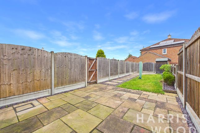 9 Vitellus Close, Colchester, Essex photo 4