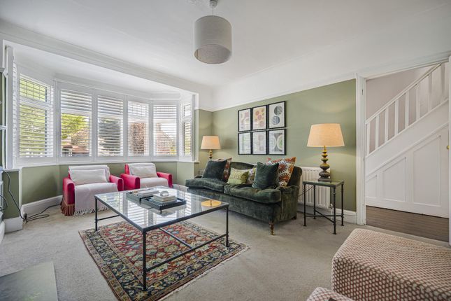 25, Rafford Way, Bromley photo 4