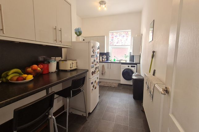 140A, Alverthorpe Road, West Yorkshire photo 4