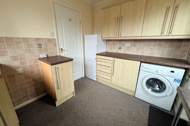 6 Lower Ream, Yeovil photo 3