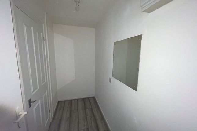 Flat 2, 60b, Rea Valley Drive, Birmingham photo 5