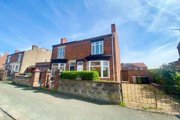 Thumbnail Semi-detached house to rent in Hungerford Avenue, Crewe