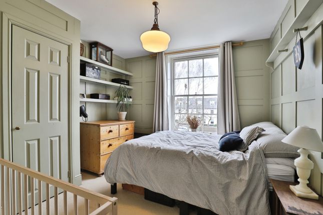 10, Hengistbury House 33-35,, Purewell, Dorset photo 3