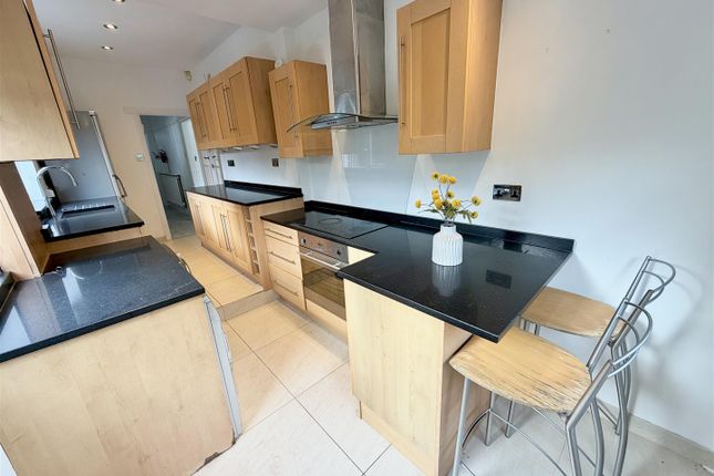 127, Hermitage Road, Altrincham photo 3
