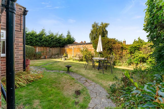 1, Hawthorn Lane, Sale photo 4