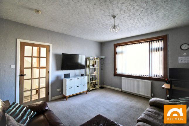 7, Montrave Crescent, Leven photo 4